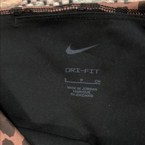 Leopard Print Nike Leggings - Picture 2 of 3